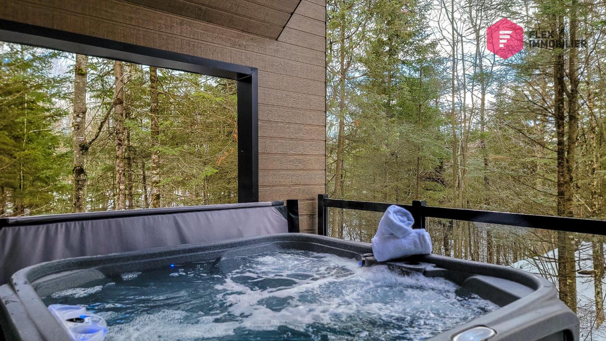 Le Bleu Bourgeois De Portneuf - Natural Elegance - Hot Tub, Sauna And Pool Pont-Rouge Exterior foto
